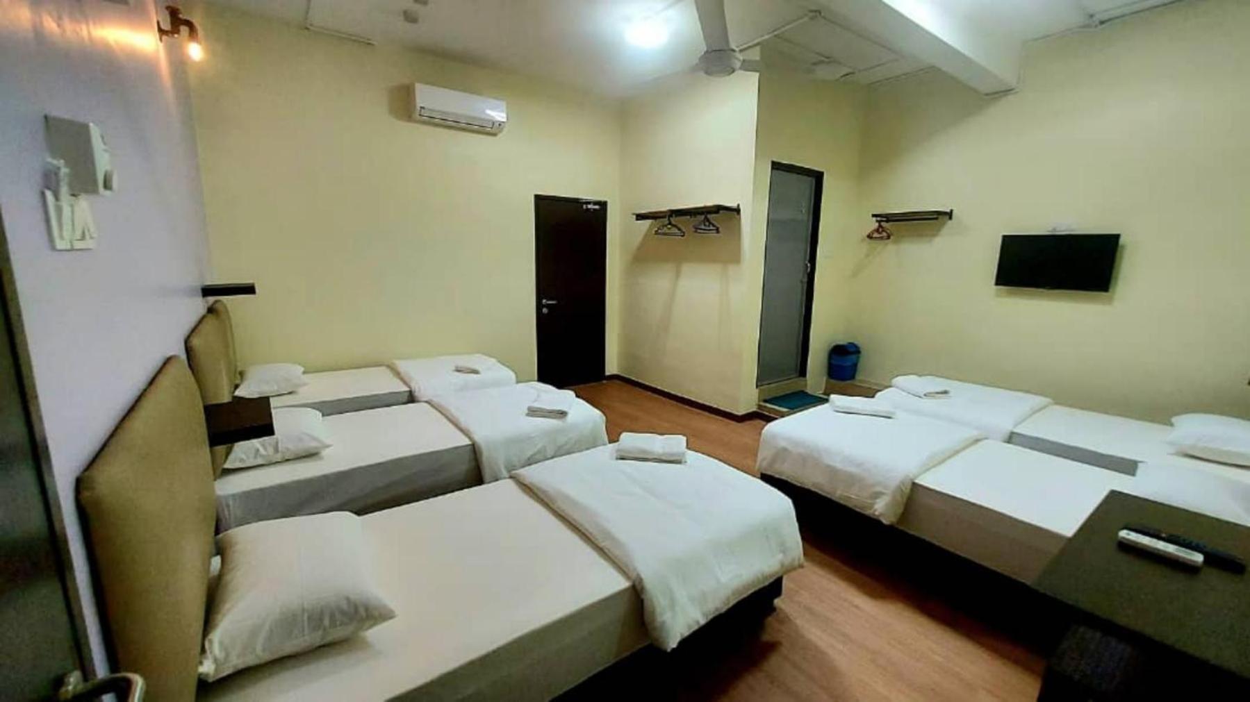 Bestari Hotel 2*