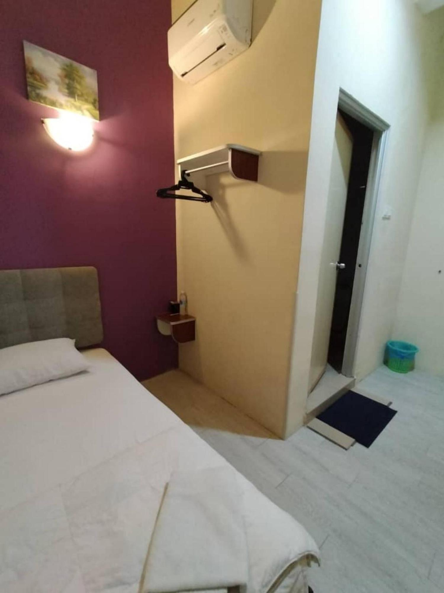 Bestari Hotel 2*