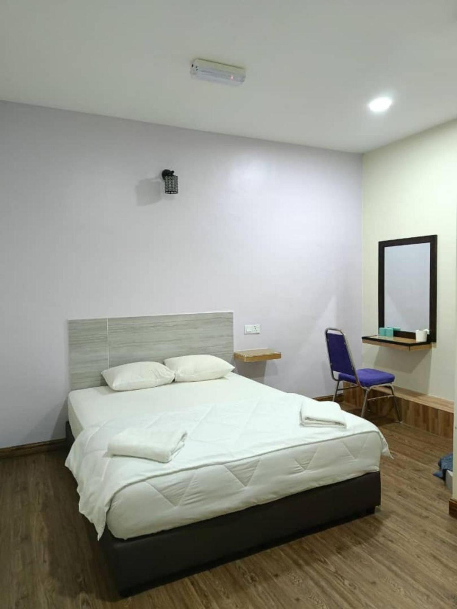 Bestari Hotel 2*